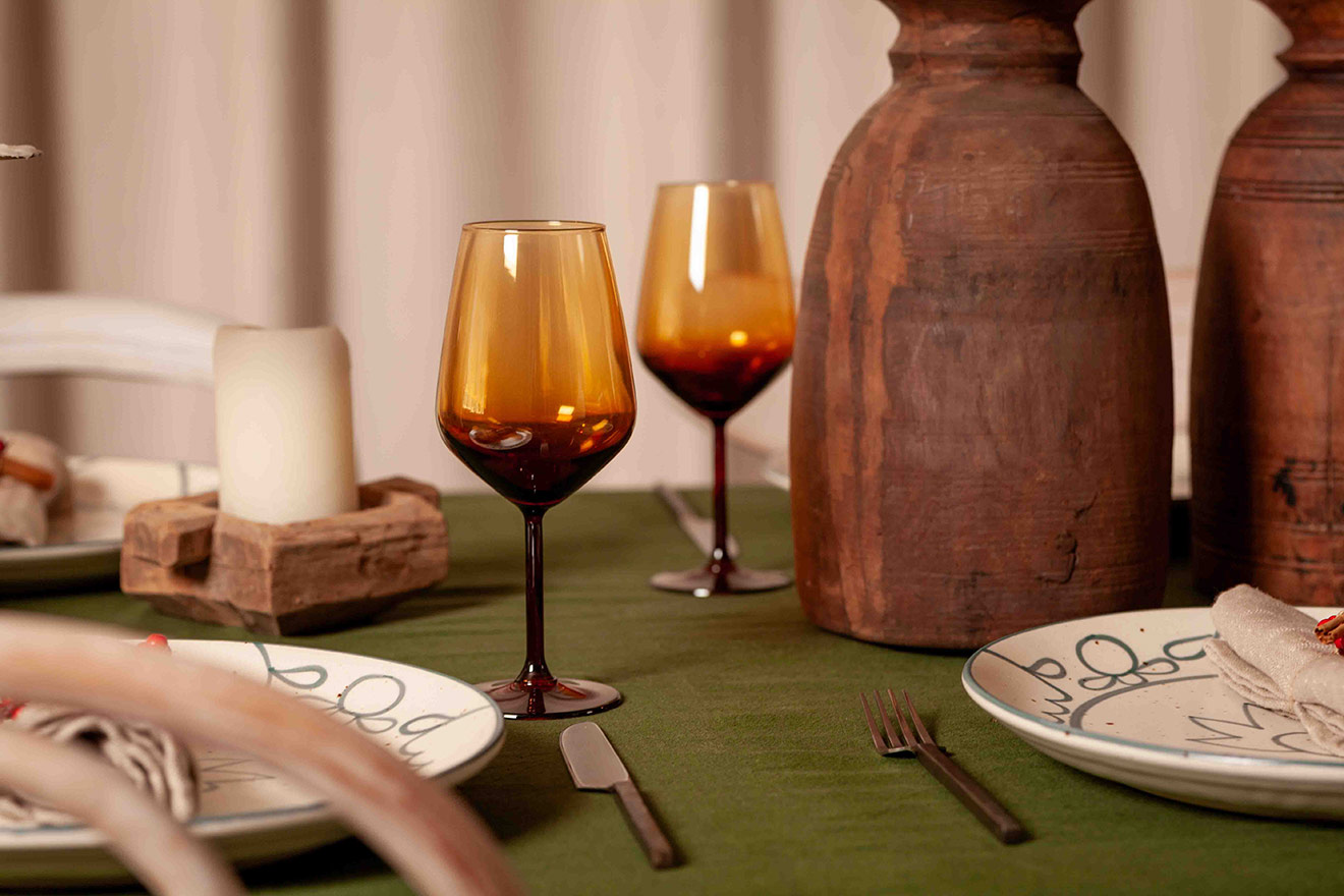 Elvira y Evan son dos propuestas en copas de vino que harán que decorar la mesa siga siendo una de tus pasiones.